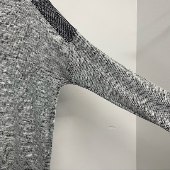 Vtg Sno Skins Thin Waffle Knit Top  Woman Medium Gray Oversize Light Stretch - Picture 4 of 10